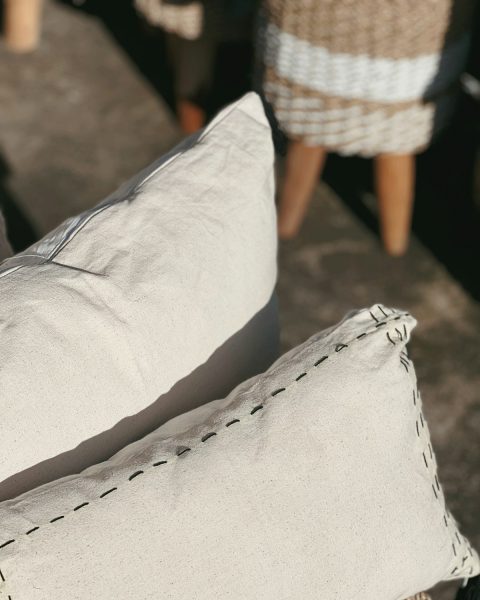 Coussin lin brodé